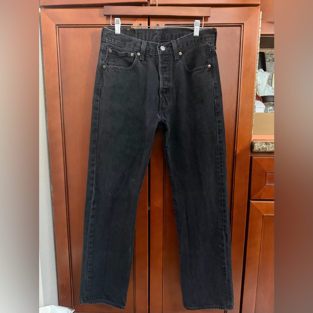 Levi's Men's Straight Black Jeans